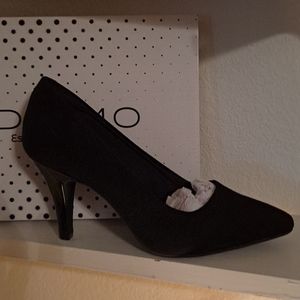 NIB- Little Black Heels 7.5